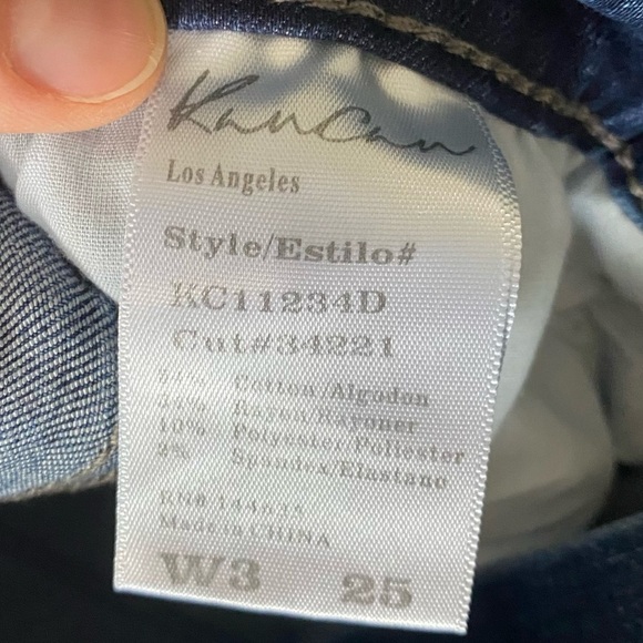 KanCan Blue Distressed Denim Bermuda Jean Shorts Size 3/25 - Picture 4 of 4